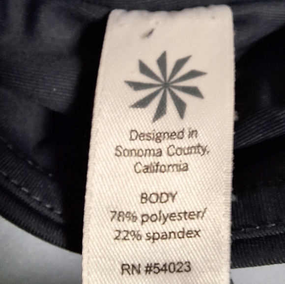 Athleta Leggings dark gray in a womens small. Pre-loved and in excellent conditi - Picture 7 of 7